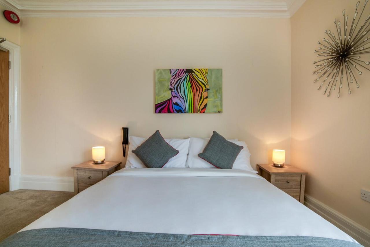 Winford Manor Hotel ภายนอก รูปภาพ